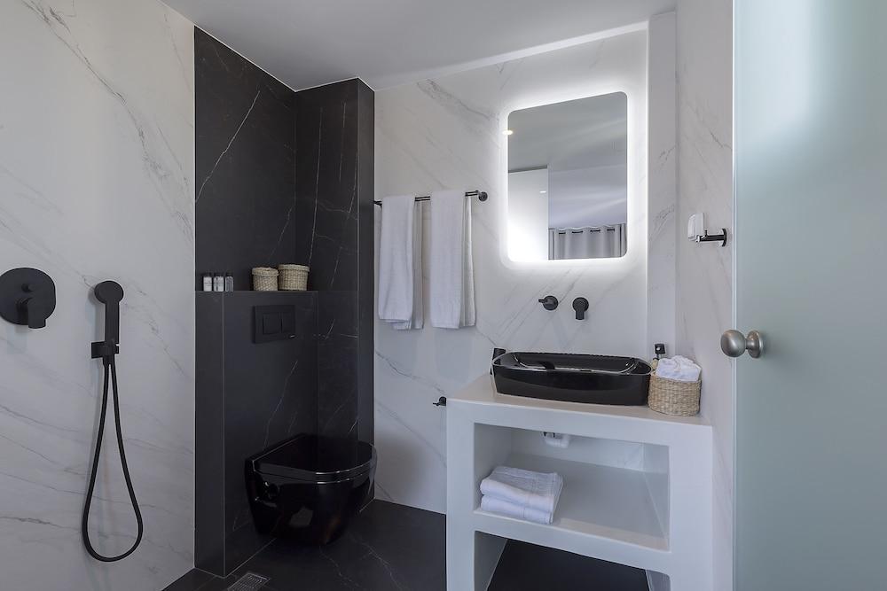 Athenian Lofts Apartment